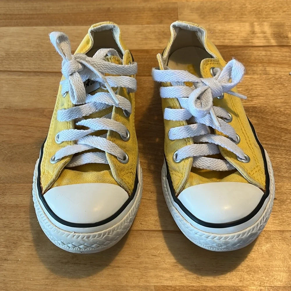 Converse All Star Kids’ Unisex Yellow Low Top Shoes